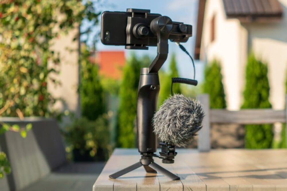 Dobry gimbal do smartfona? Sprawdź Moza Mini-Mi 16 gimbal moza mini-mi