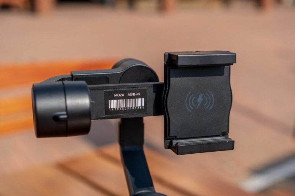 Dobry gimbal do smartfona? Sprawdź Moza Mini-Mi 9 gimbal moza mini-mi