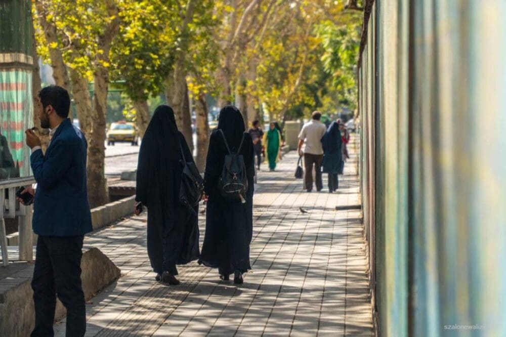 Iran - dawna ambasada USA w Teheranie - wspomnienie trudnej miłości 17 dawna ambasada usa w teheranie