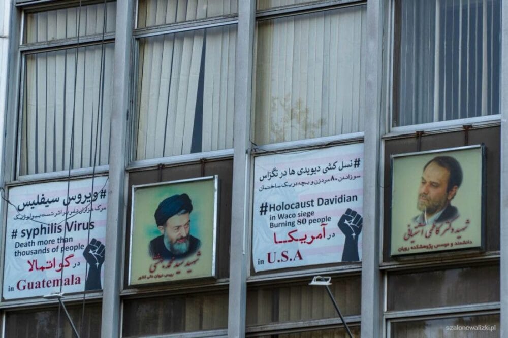 Iran - dawna ambasada USA w Teheranie - wspomnienie trudnej miłości 15 dawna ambasada usa w teheranie