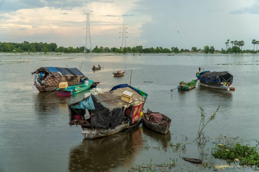 tonle sap w kambodży