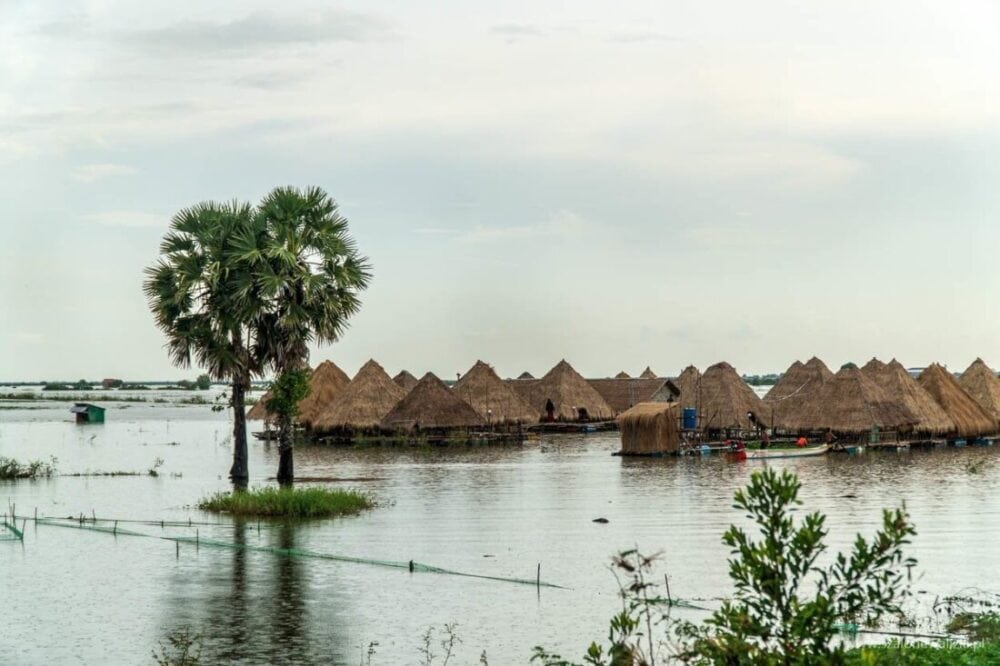 tonle sap w kambodży