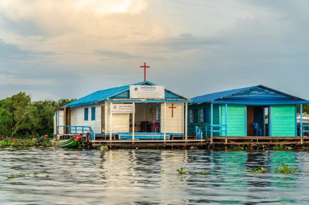 tonle sap w kambodży