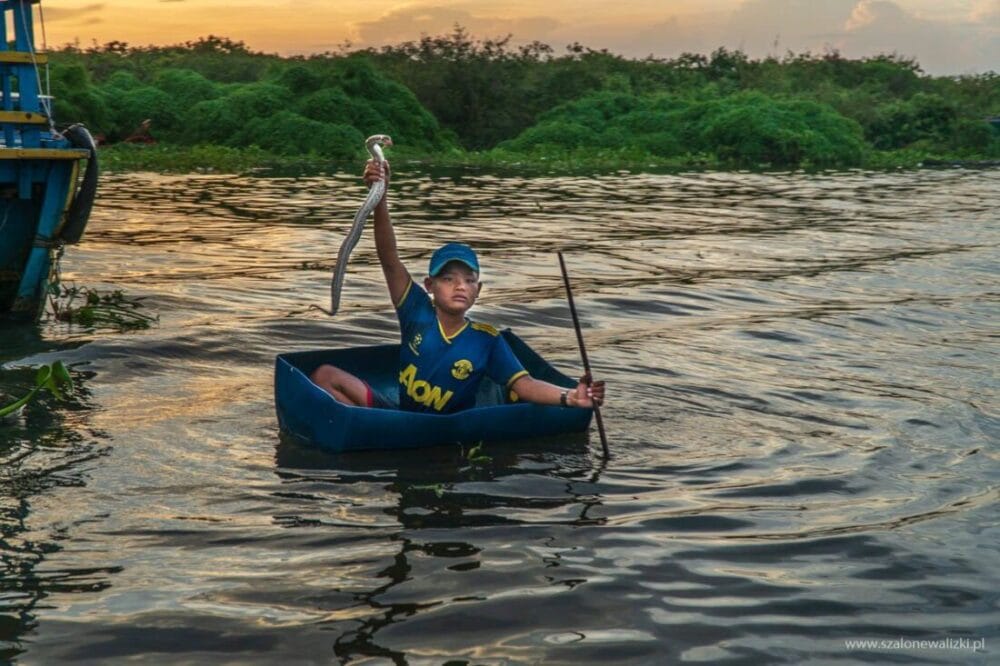 tonle sap w kambodży