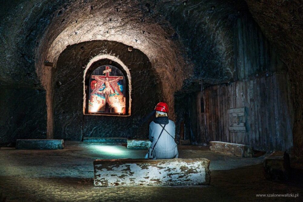 Kopalnia Soli "Wieliczka" - co ciekawego kryje skarb dziedzictwa UNESCO 111 kaplica św. Jana w Wieliczce