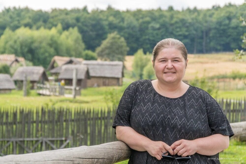 Osada Średniowieczna w Hucie Szklanej czyli co zobaczyć w okolicach Świętego Krzyża 98 anna lubek z osady średniowiecznej
