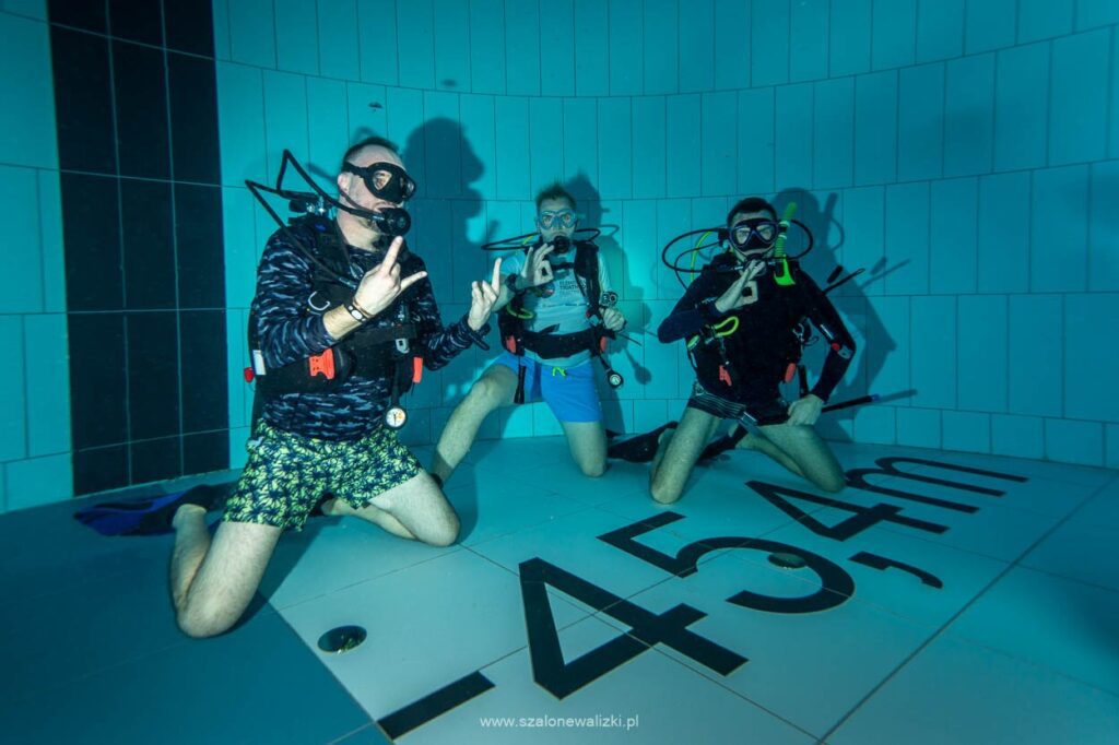 DeepSpot - jak zanurkowałem w prawie najgłębszym basenie świata 26 deepspot