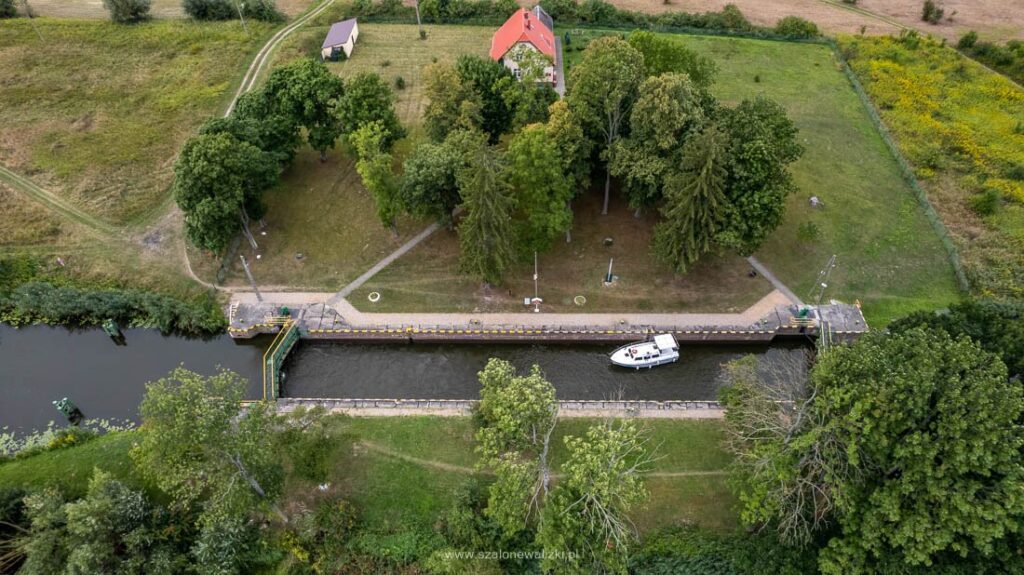 Przez Pomorskie po wodzie - zobacz Bałtyk, Wisłę, Zalew i Malbork 52 przez pomorskie po wodzie
