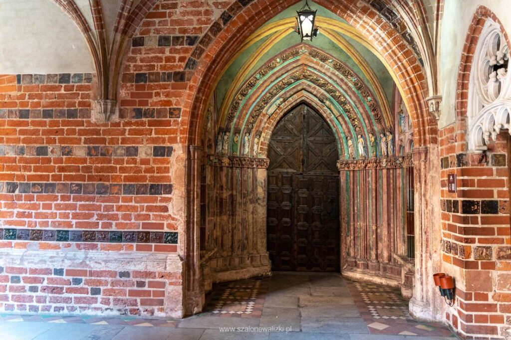Przez Pomorskie po wodzie - zobacz Bałtyk, Wisłę, Zalew i Malbork 71 malbork