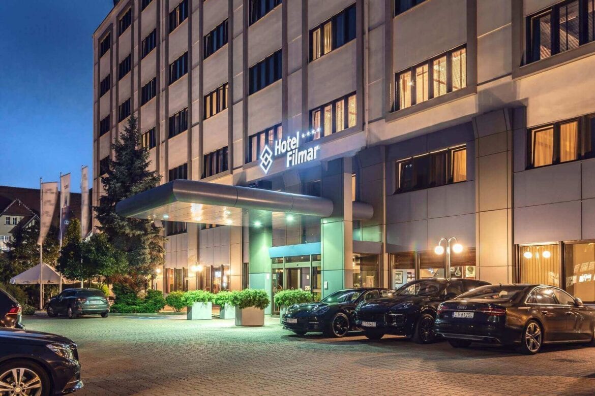 hotel filmar w toruniu