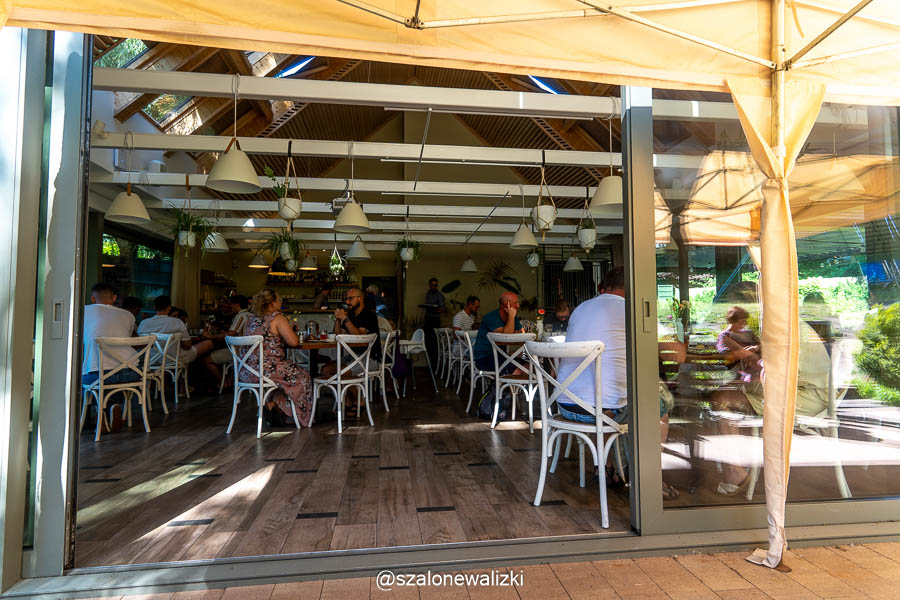 Marina Sasino - nasz komfortowy nocleg nad morzem 35 restauracja Ewa Zaprasza w Sasinie