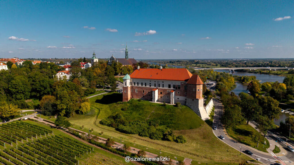 Sandomierz, atrakcje, które warto zobaczyć. Plan zwiedzania na 1 dzień i weekend 31 zamek w Sandomierzu